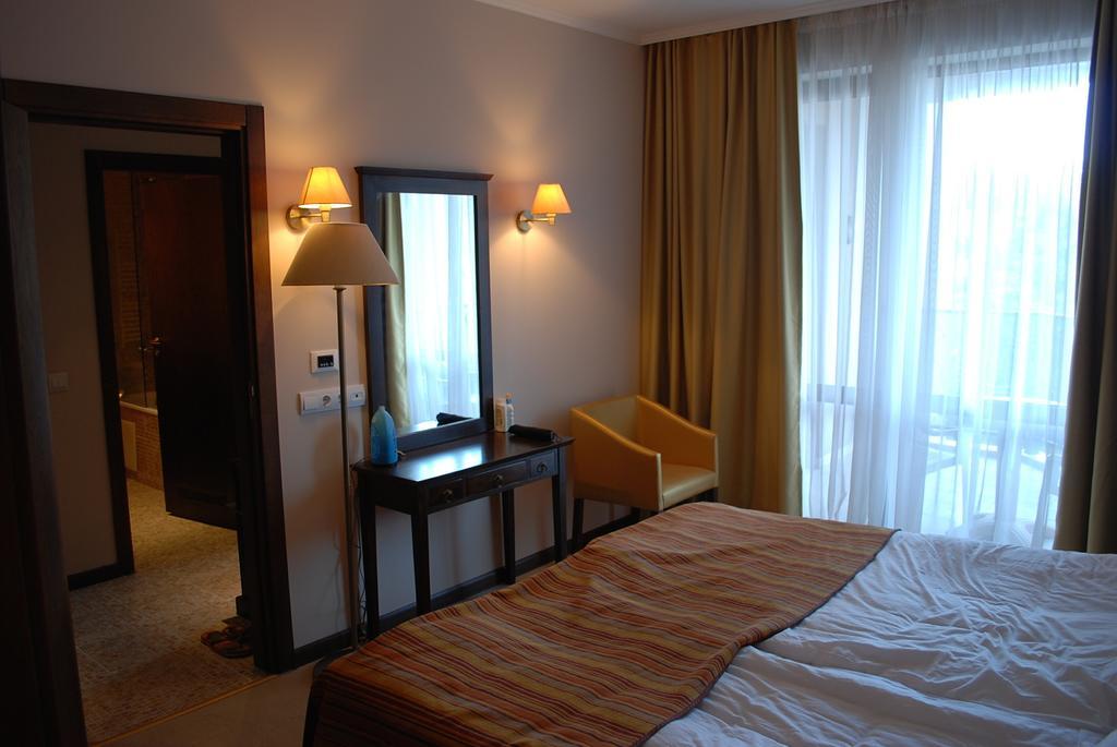 Royal Beach Apartments Sunny Beach Phòng bức ảnh